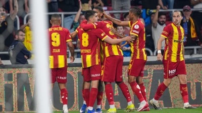 G&ouml;ztepe'de Ekrem Kılı&ccedil;arslan ve Krastev ile yollar ayrıldı