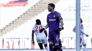 Göztepe'nin genç kalecisi Arda Özçimen ilk Süper Lig maçında penaltı kurtardı