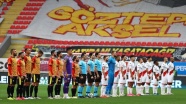 Göztepe profesyonel liglerde 2000. maçına çıkacak