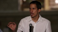 Guaido, Venezuela’ya dönüp muhalefeti sokağa çıkaracak