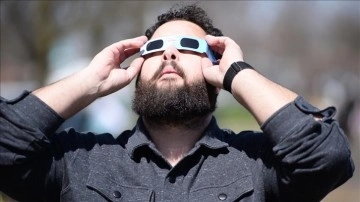 Güneş tutulması etkisi: ABD'de göz ağrılarındaki ani artışı, arama motoru verileri ortaya çıkar