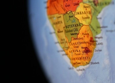 G&uuml;ney Afrika'da g&ouml;&ccedil;men karşıtı gerilimde işsizlik ve g&uuml;venlik kaygısı &ouml;ne &ccedil;ıkıyor