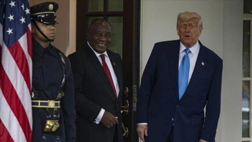 Güney Afrikalı beyazlardan ABD Başkanı Trump'a "soykırım yok" mesajı