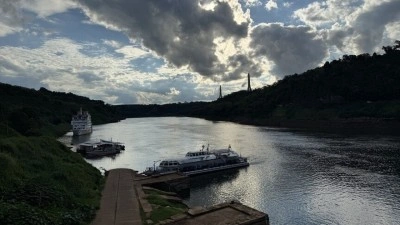 G&uuml;ney Amerika'da 3 &uuml;lkeyi birbirinden ayıran sınır: Parana Nehri