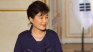 Güney Kore'de eski Devlet Başkanı Park tutuklandı