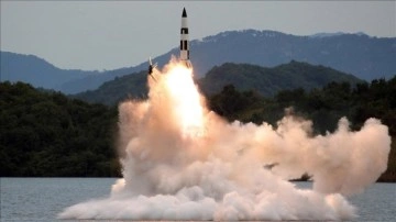 Güney Kore: Kuzey, kısa menzilli balistik füze fırlattı ve 170 topçu ateşi açtı
