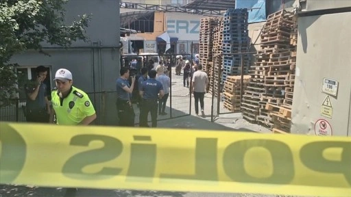 Güngören'de tekstil atölyesinde patlama hasara neden oldu