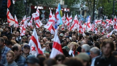G&uuml;rcistan'da h&uuml;k&uuml;met karşıtı g&ouml;steri d&uuml;zenlendi