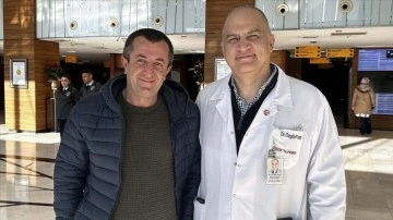 Gürcü hasta, İzmir'de robotik cerrahi teknolojisiyle sağlığına kavuştu