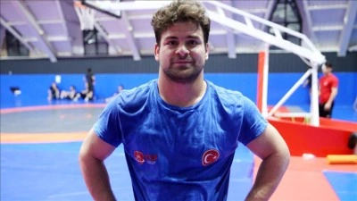 G&uuml;reşe ağabeyleri sayesinde başlayan milli sporcunun hedefi Avrupa şampiyonluğu
