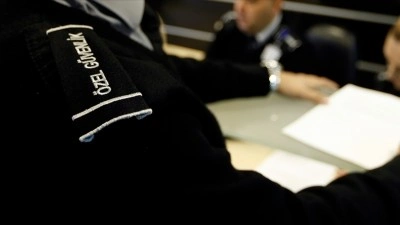 G&uuml;venlikte d&ouml;n&uuml;ş&uuml;m s&uuml;r&uuml;yor, merkezde insan var