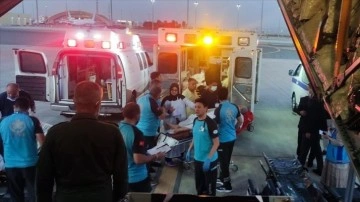 Hac ibadeti sırasında sağlık sorunları yaşayan 13 kişi Türkiye'ye getirildi