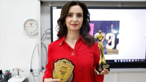 Hacer öğretmen, Birleşik Krallık'ta "Küresel Yaşam Boyu Başarı" ödülüne layık görüldü