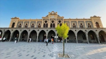 Hacılar, Osmanlı yadigarı Medine Tren İstasyonu Müzesi'ni ziyaret etti