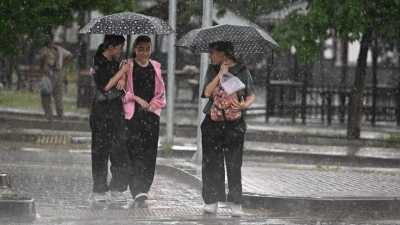 Hafta sonu yurdun b&uuml;y&uuml;k bir b&ouml;l&uuml;m&uuml;nde yağış bekleniyor