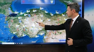 Hafta sonu yurdun b&uuml;y&uuml;k b&ouml;l&uuml;m&uuml;nde g&ouml;k g&uuml;r&uuml;lt&uuml;l&uuml; sağanak bekleniyor