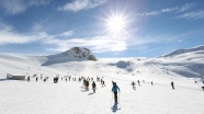 Hakkari'de 5 bin 100 öğrenci kayak eğitimi alıyor