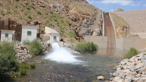 Hakkari'de sulama projesiyle 75 bin dekar tarım arazisi suyla buluşturulacak