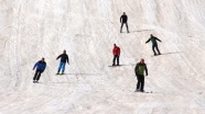 Hakkari'de yılın son kayak keyfi