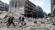 Halep'te ölen sivillerin sayısı artıyor