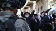 Haredi Yahudileri İsrail polisiyle çatıştı