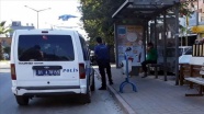 Hastaneden kaçtığı öne sürülen Kovid-19&#039;lu kadın otobüs durağında baygın halde bulundu
