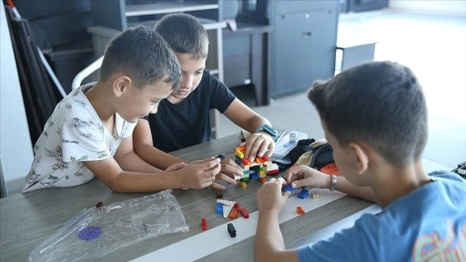 Hatay'daki bilişim ve teknoloji atölyesinden 3 bin 500 depremzede öğrenci yararlandı