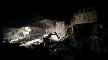 Hatay'daki Rönesans Rezidans'ın depremde yıkılmasıyla ilgili 8 sanığa dava