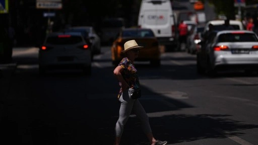 Hava sıcaklığı dün 22 ilde 40 dereceyi aştı