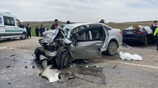Haymana'daki trafik kazasında 6 kişi öldü, 3 kişi yaralandı