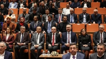 Hazine ve Maliye Bakanı Şimşek, Gaziantep'te iş dünyası temsilcileriyle buluştu