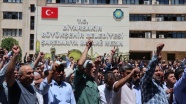 HDP&#039;li Diyarbakır Büyükşehir Belediyesi&#039;nin kararları protesto edildi