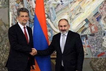 HDP’li Garo Paylan, Erivan'da Ermenistan Başbakanı Paşinyan ile görüştü -Fuad Safarov bildiriyor-