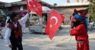 Bu da bir tiyatrocunun HDP protestosu