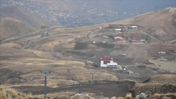 Her yıl binlerce kayakseveri ağırlayan Hakkari'deki merkez yeni sezona hazırlanıyor