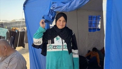 Her zorluğu g&ouml;ze alarak Gazze'ye d&ouml;nme d&uuml;şleri kuran kadının hayalleri ger&ccedil;ek oldu