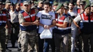 'Hero' tişörtü giyen ve gönderen Güçle kardeşlere kamu davası açıldı