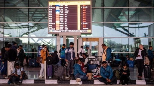 Hindistan'ın en büyük hava yolu şirketi IndiGo'da aksaklıklar nedeniyle uçuş iptalleri sürüyor