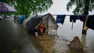 Hindistan şiddetli yağışların etkisi altında