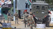 Hint ordusu Keşmir hattına ateş açtı: 1 ölü, 4 yaralı