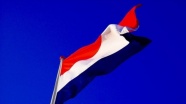 Hollanda&#039;da Hz. Muhammed&#039;e hakaret edilmesinin suç sayılması için 124 bin 170 imza toplandı