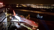 Hollanda&#039;da otel bahçesine konulacak uçağın transferi tamamlandı
