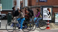 Hollanda'da sabıkalıların iş bulma şansı göçmenlerden yüksek