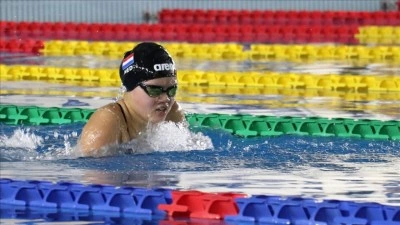 Hollandalı paralimpik y&uuml;z&uuml;c&uuml;ler, turnuvalara Erzurum'da hazırlanıyor