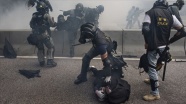 Hong Kong'da polisin vurduğu genç saldırı ve isyanla suçlanıyor