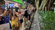 Hong Kong&#039;daki protestocular &#039;insan zinciri&#039; oluşturdu
