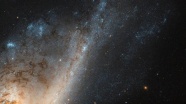 Hubble 'yıldız yağmuru galaksisi' keşfetti