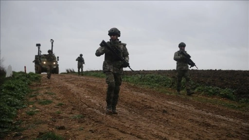 "Hudut kartalları" yılbaşında vatan n&ouml;betinde