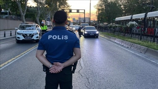 "Huzur İstanbul" uygulamasında 873 kişi gözaltına alındı