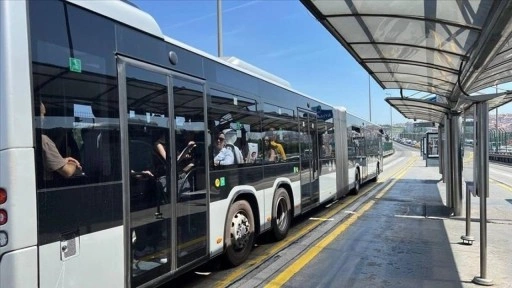 İBB Meclisinde toplu ulaşıma yüzde 30 zam yapıldı